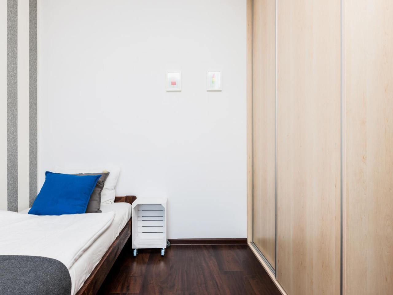 Kompleks Wypoczynkowy Pomerania Z Podgrzewanym Basenem 30 Metrow Do Morza Rewal Room photo