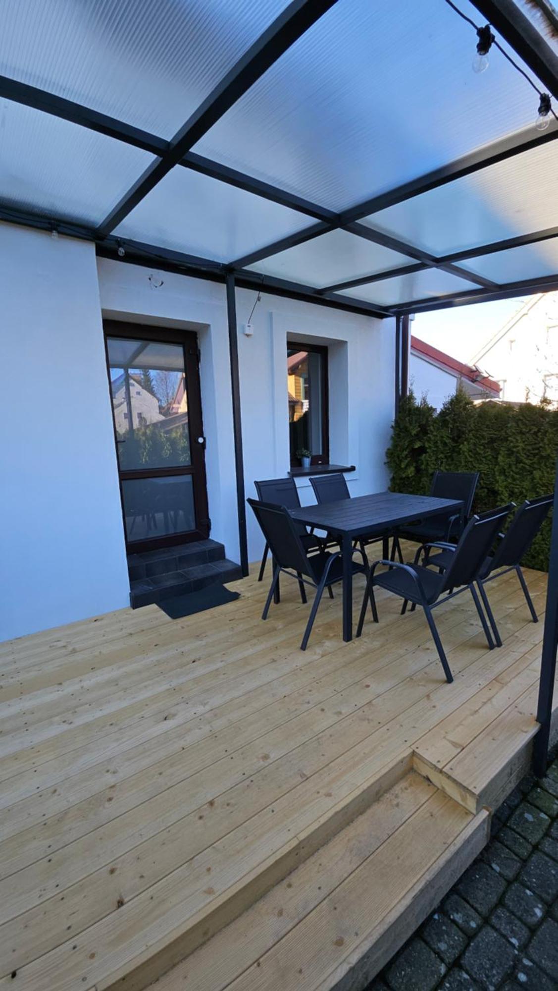 Kompleks Wypoczynkowy Pomerania Z Podgrzewanym Basenem 30 Metrow Do Morza Rewal Exterior photo